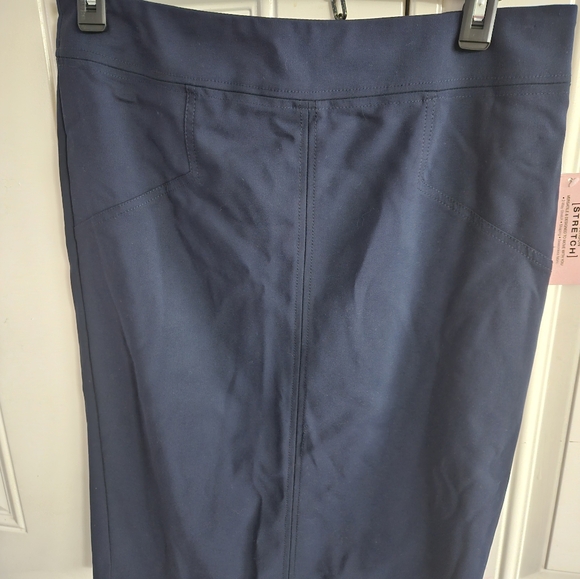 Bundle 3 skirts for $10 - Picture 3 of 7